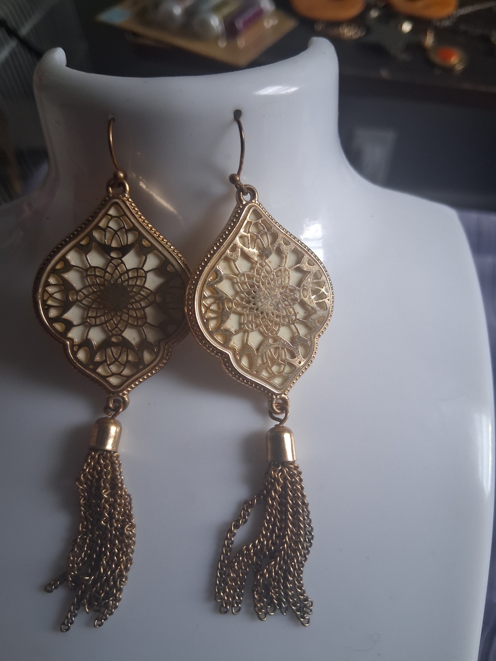 Gold Filigree Teardrop Tassel Earrings - Elegant Women's Jewelry